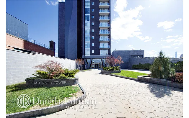 Sold by Douglas Elliman | media 21