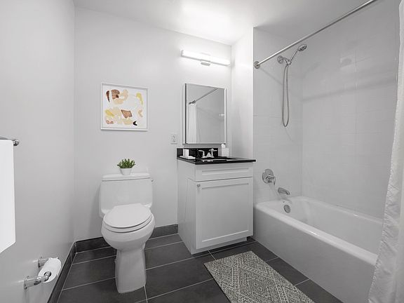 5th image of 230 W 126th St APT 17K