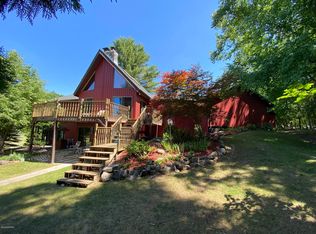6425 N Big Pine Dr, Irons, MI 49644