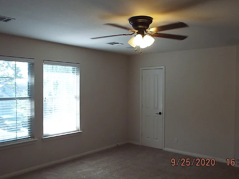 204 Cinnabar Trl — Photo 29
