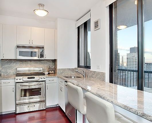 5th image of 304 E 65th St APT 29C