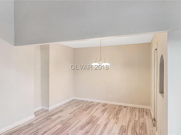 4th image of 4240 Park Ct