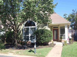 1019 River Isle Cv, Memphis, TN 38103