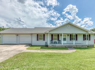 758 Old Stage Rd, Church Hill, TN 37642