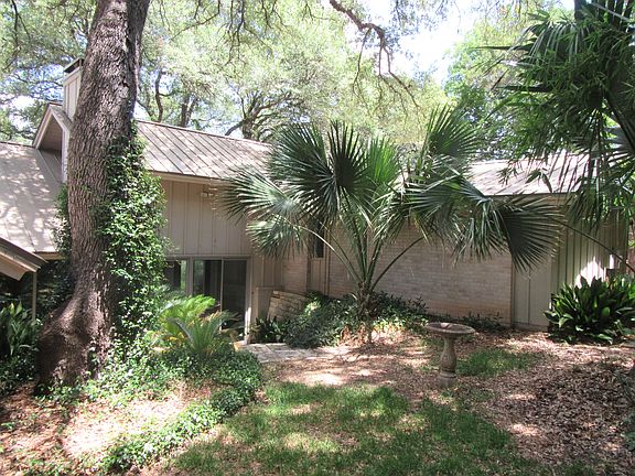 4th image of 9001 Wildridge Dr