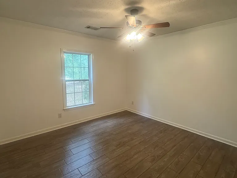105 Fox Trail Pl — Photo 16