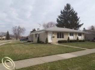 25320 Madden St, Taylor, MI 48180