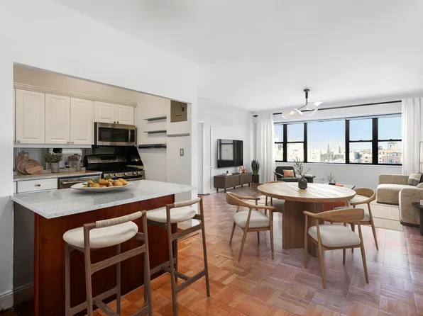 201 East 21st Street image 1 of 9