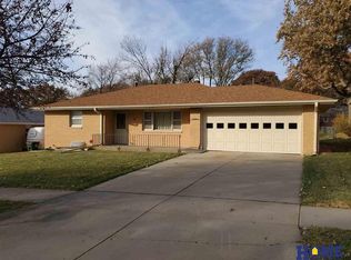 2331 S 62nd St, Lincoln, NE 68506