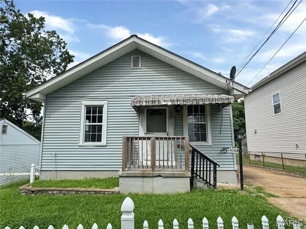 9705 Perrin Ave, Saint Louis, MO 63125