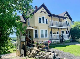 123 Orange St APT 1, Barre, VT 05641