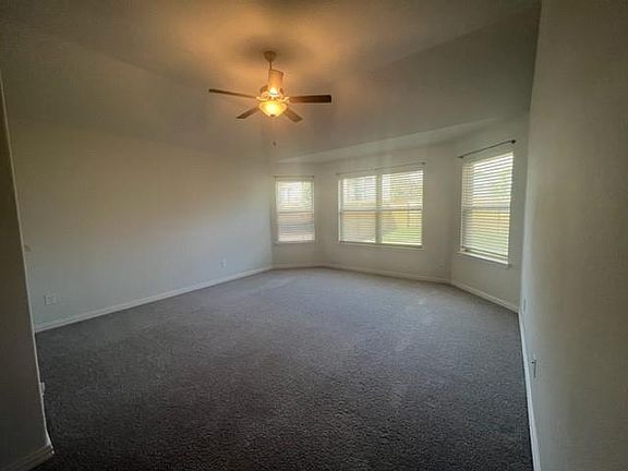 5th image of 272 Eagle Ford Dr