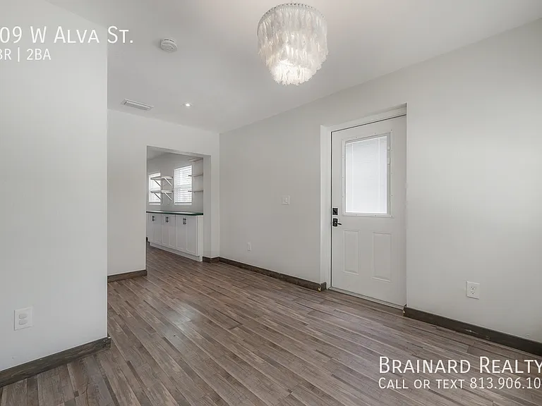 309 W Alva St — Photo 19