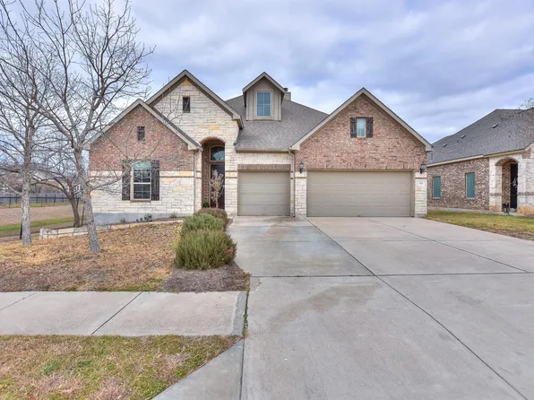 921 Wolcott Dr, Leander, TX 78641
