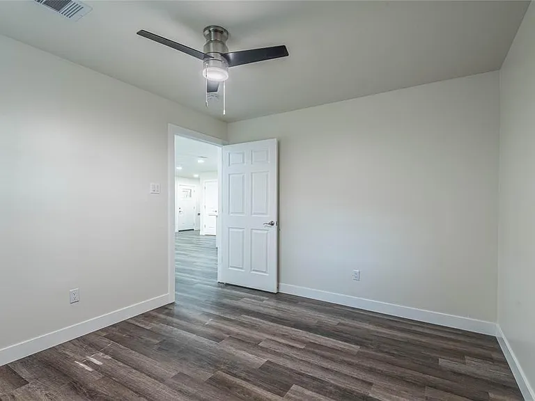 6003 De Moss Dr — Photo 12
