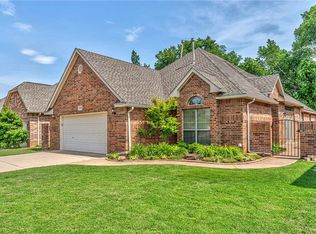 1113 Pinehurst Dr, Norman, OK 73072