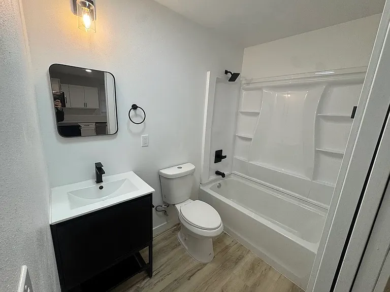 5759 NE Sumner St — Photo 6