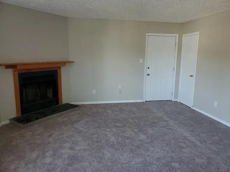 9520 4th Bay St #403 — Photo 7