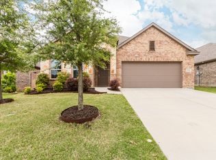 8749 Regal Royale Dr, Fort Worth, TX 76108