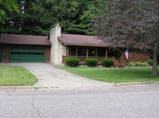 432 Hillside Rd, Rhinelander, WI 54501