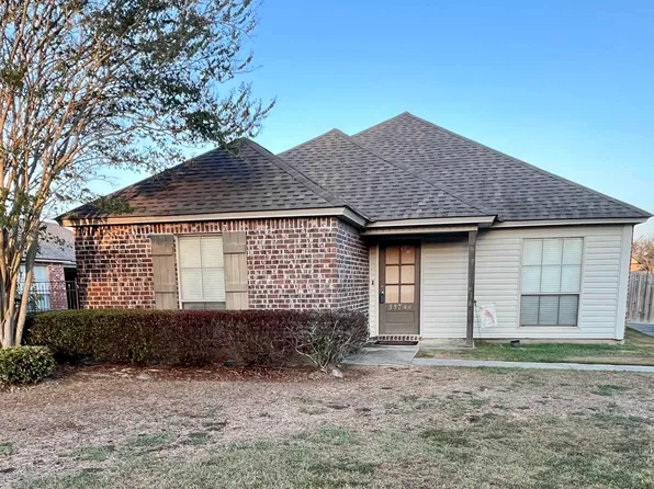 33744 Duff Rd, Walker, LA 70785