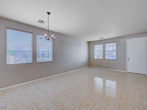 3rd image of 106 Fratelli Ave