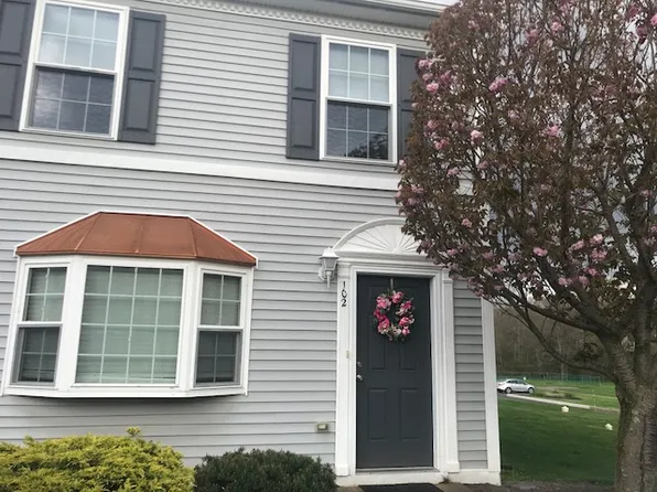 102 Patriot Cir, Mountain Top, PA 18707