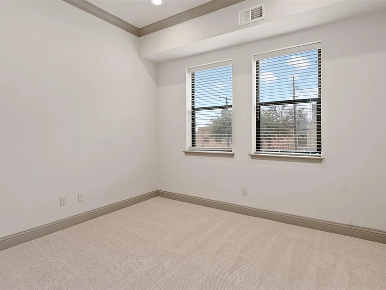 1021 Pavillion St #7 — Photo 11