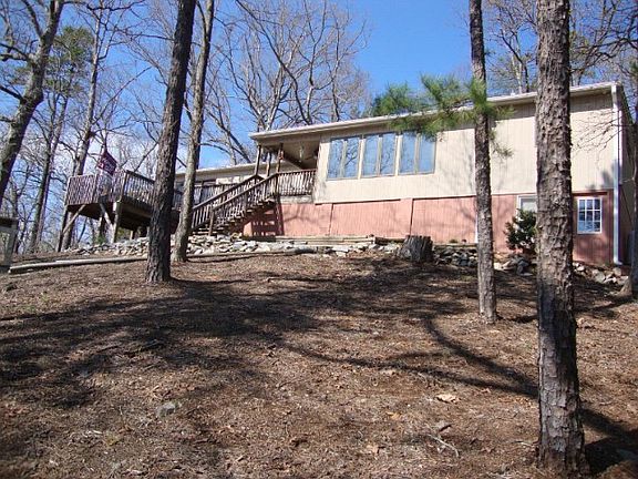 3rd image of 714 Roanoke Dr