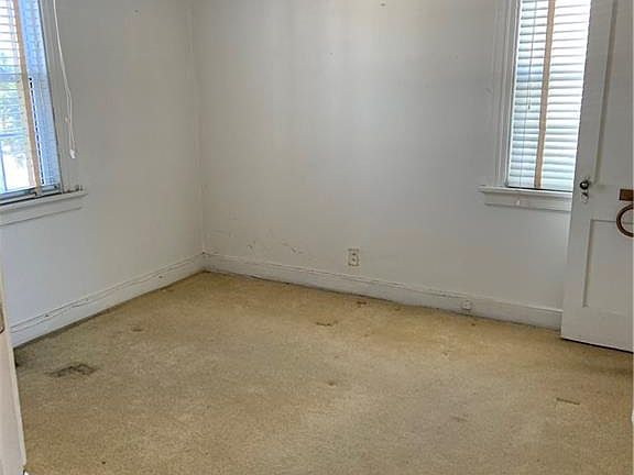 5th image of 1807 Carter St