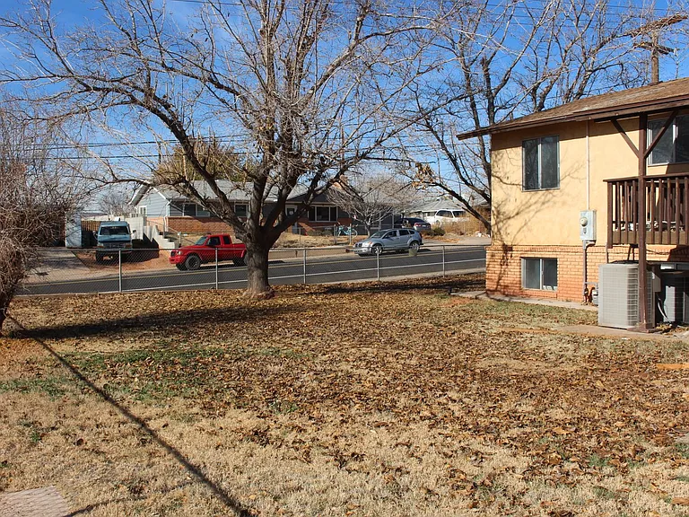 W21 322 Village Way — Photo 8