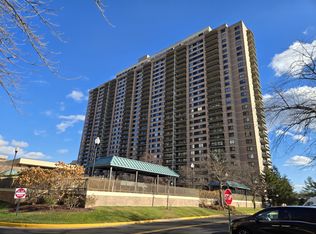 5501 Seminary Rd APT 214S, Falls Church, VA 22041