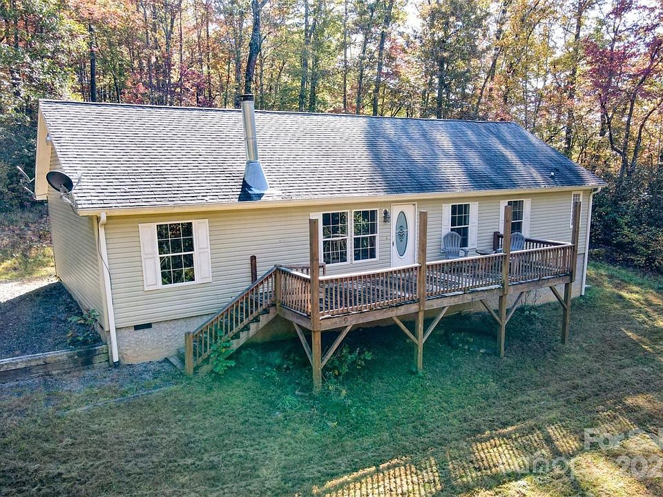 1st image of 23 Clarks Crossing Way
