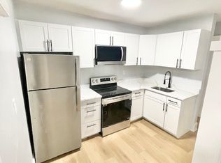 21 Whiting St APT 1, Lynn, MA 01902