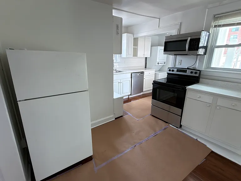 145 N Main St #2 — Photo 5