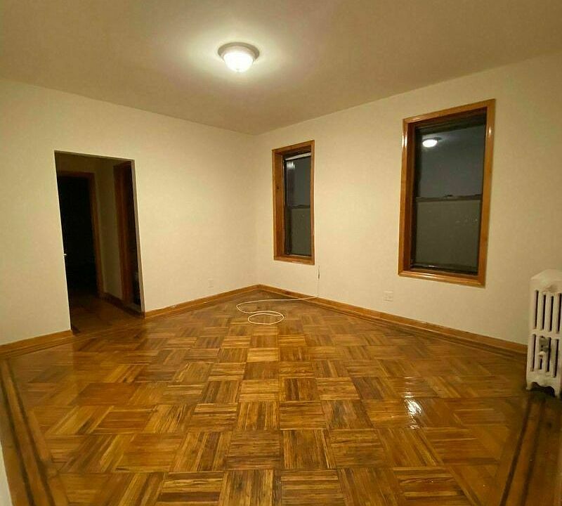 2nd image of 1462 Ovington Ave #14F