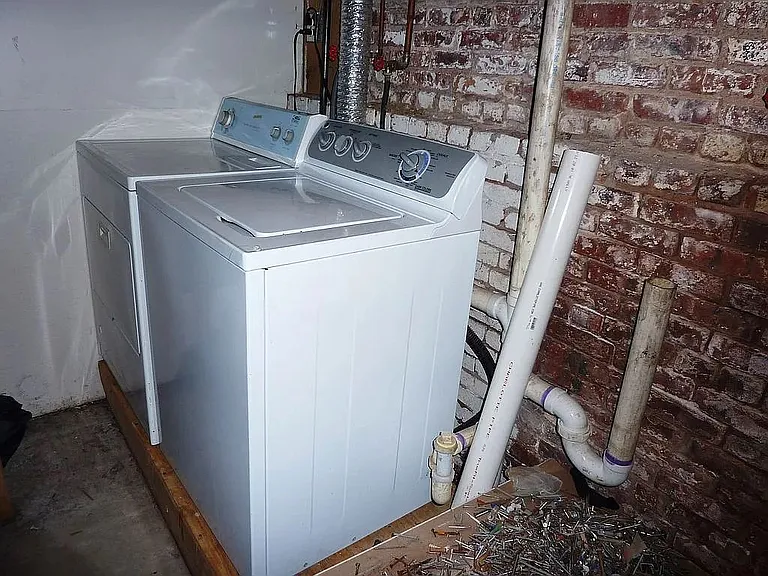 Tenant Laundry Hookup
