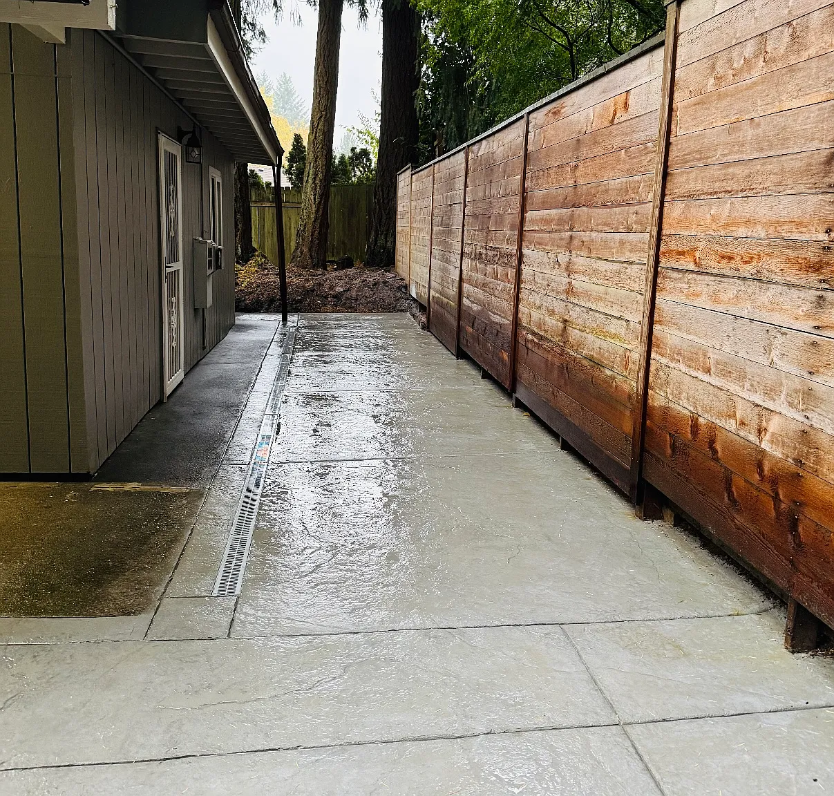 3 bed, 2000 sqft, $3,350 — Photo 4