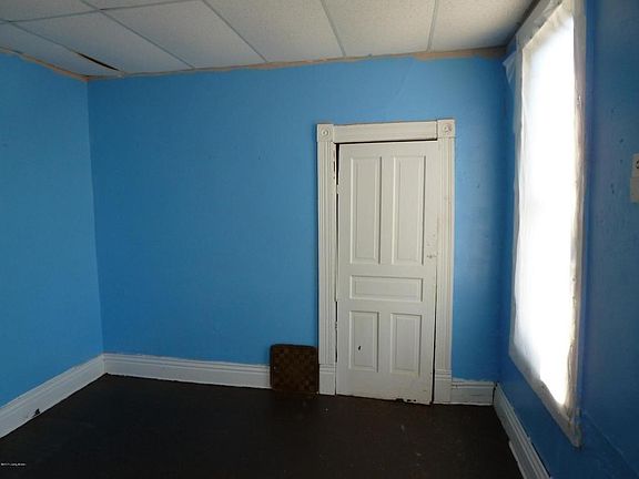 519 Heywood Ave - Interior 6