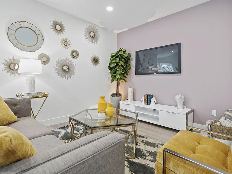 Living at NoHo — Photo 50