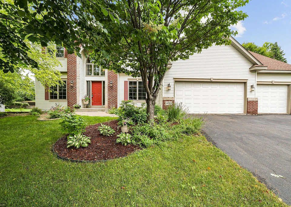 1st image of 4810 Glacier Ln N