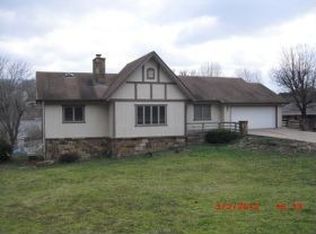 111 Mayfair Dr, Bella Vista, AR 72715