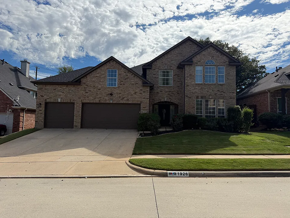 1926 Wickersham Ln
