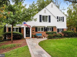 3203 Circle Hill Rd, Alexandria, VA 22305