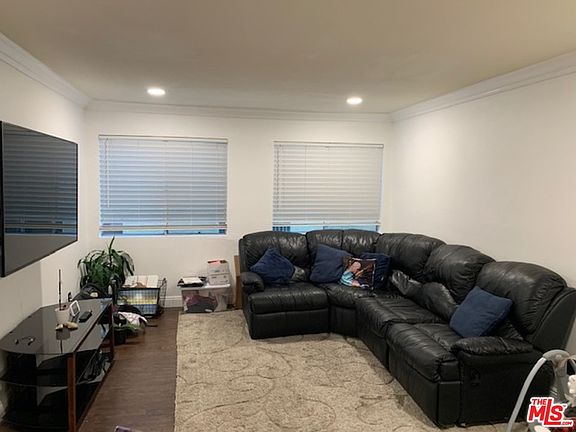 2nd image of Avenue 115