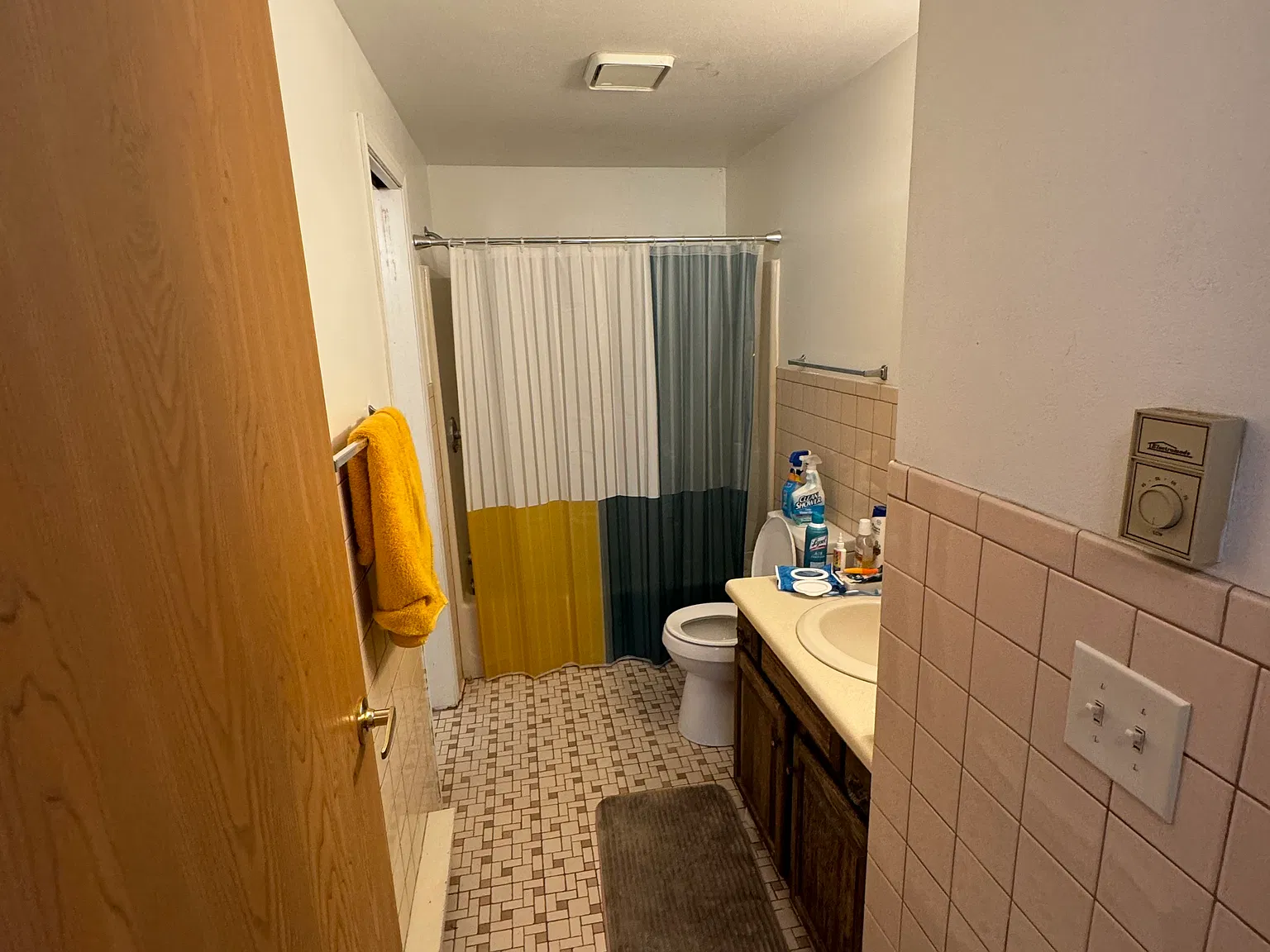 3 bed, 1.5 bath, 1200 sqft, $2,380 — Photo 4