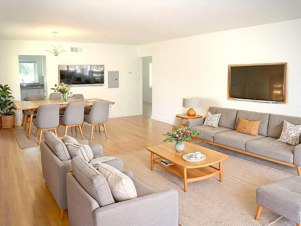 Huge Living and Dining Room