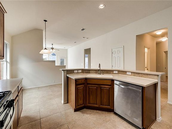 5th image of 4632 Vista Meadows Dr