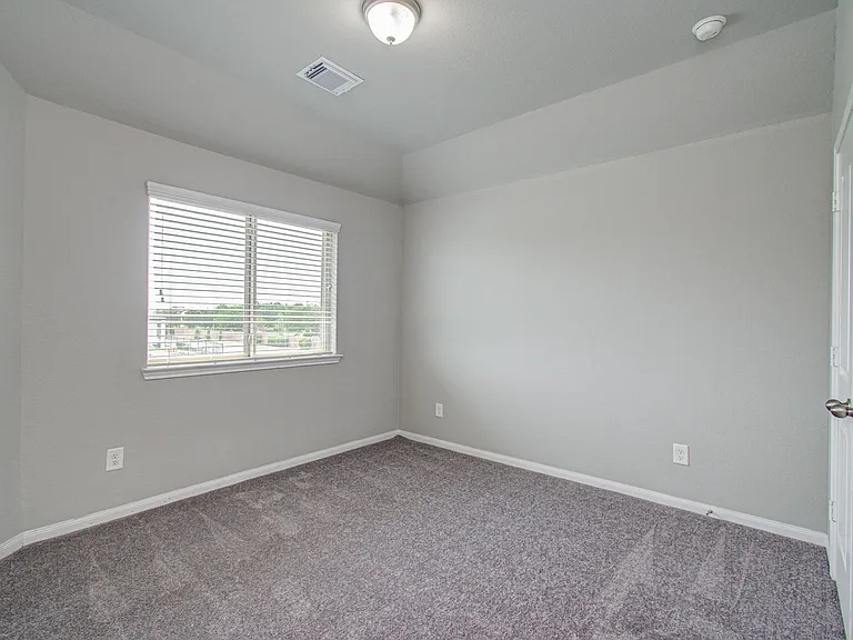 24331 Kee Cresta Ct — Photo 30