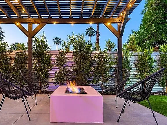 4 bed, 2456 sqft, $7,000 — Photo 3